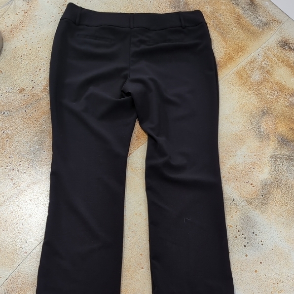 Apt. 9 | Black Stretchy Trousers Size 14P - Picture 8 of 8